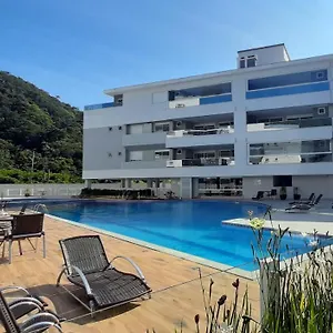  Apartamento Apto Novo - 2 - Costão Norte Dos Ingleses. Brasil