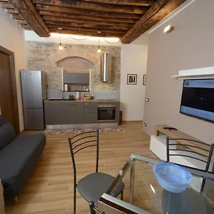 Appartamento Vico Durazzo, Genova